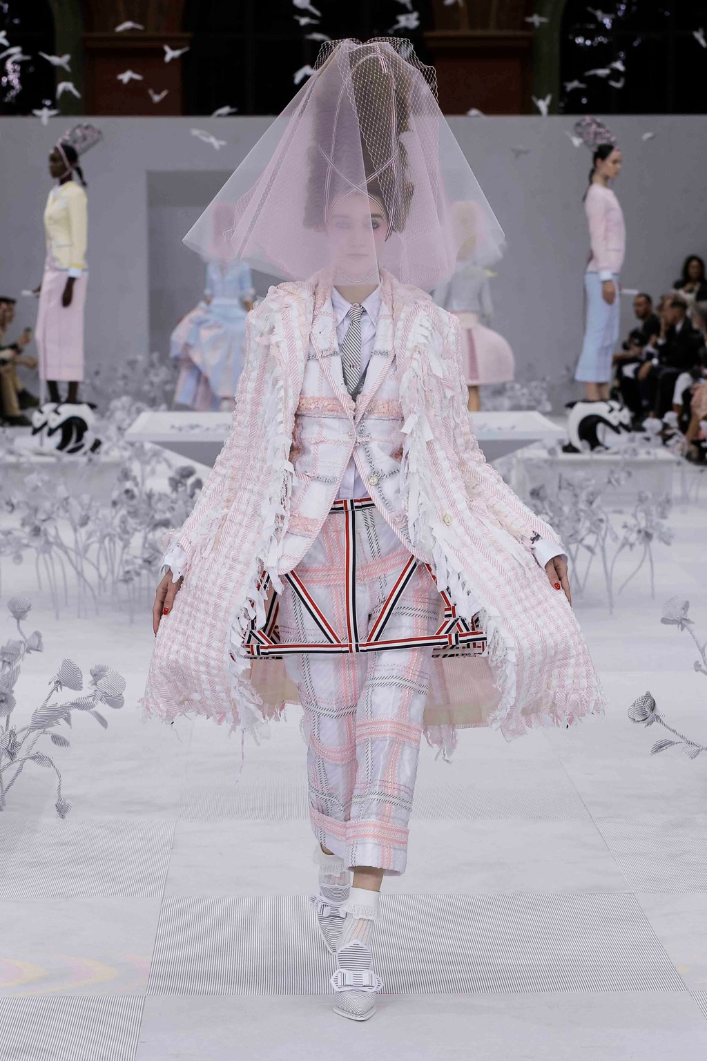WOMENS SS 2020 RUNWAY - LOOK 16