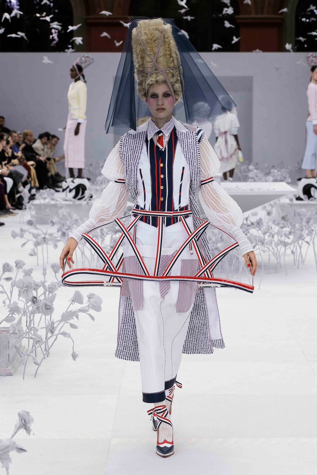 WOMENS SS 2020 RUNWAY - LOOK 34