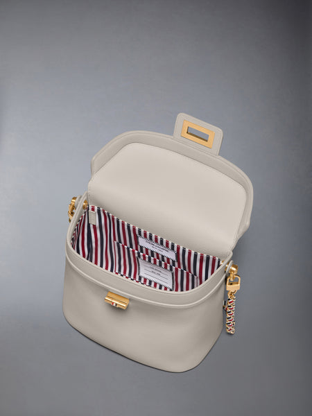 SOFT PEBBLE GRAIN BOX BAG OFF WHITE