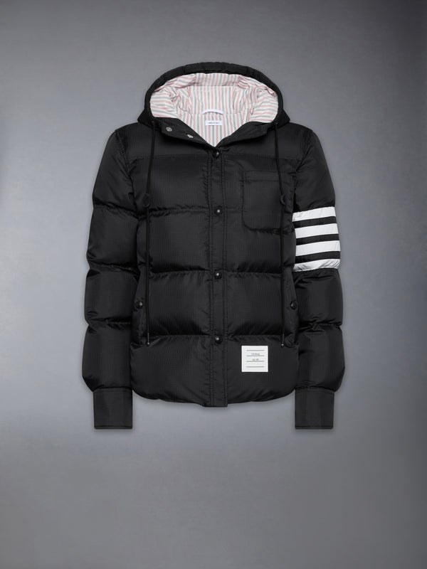 SHINY RIPSTOP LIGHTWEIGHT DOWN FILLED 4-BAR JACKET - featured image