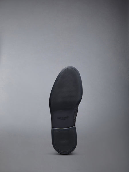PEBBLE GRAIN RUBBER SOLE CLASSIC WINGTIP BOOT BLACK