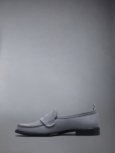 CALF SUEDE PLEATED VARSITY LOAFER MED GREY