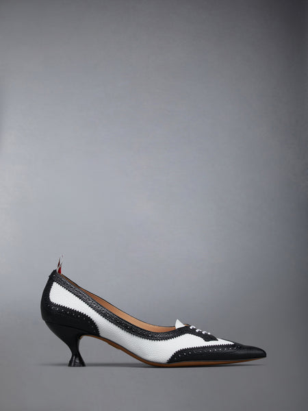 PEBBLE GRAIN WINGTIP PUMP 50MM BLK/WHITE