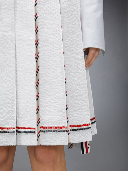 RWB BUGLE BEAD TIPPING LOW RISE PLEATED SKIRT WHITE