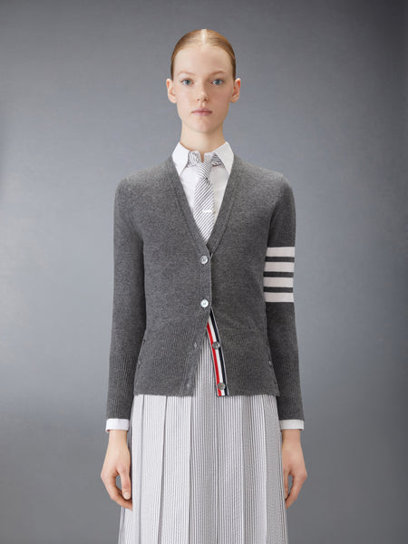 CLASSIC CASHMERE 4-BAR V-NECK CARDIGAN MED GREY