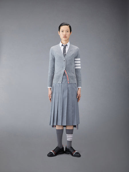 CLASSIC CASHMERE 4-BAR V-NECK CARDIGAN LIGHT GREY