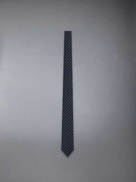 PINSTRIPE HIGH TWIST WOOL SHORT TIE NAVY