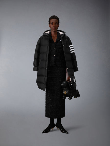 SHINY RIPSTOP LIGHTWEIGHT DOWN FILLED 4-BAR PARKA BLACK