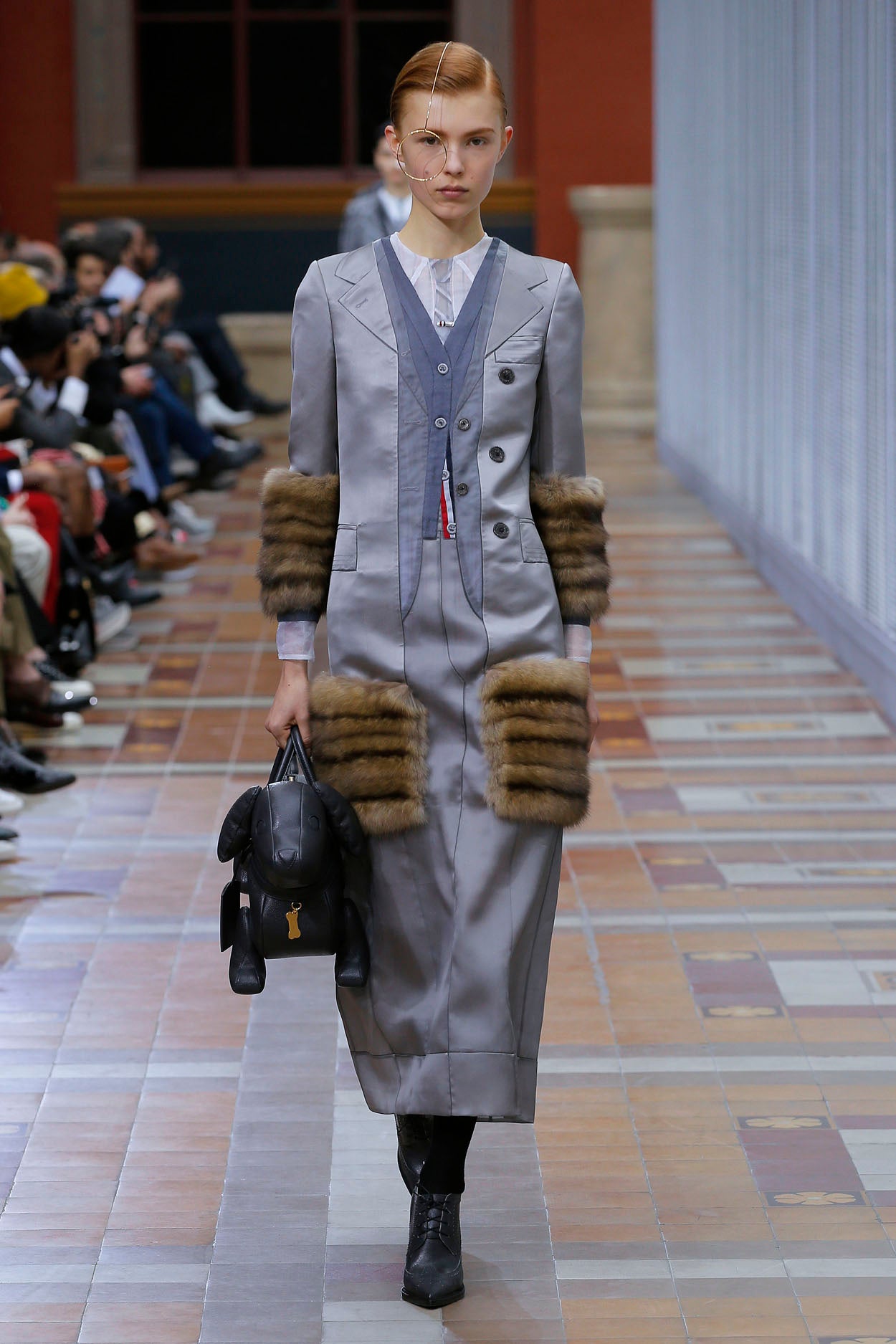 WOMENS FW 2019 RUNWAY - LOOK 16