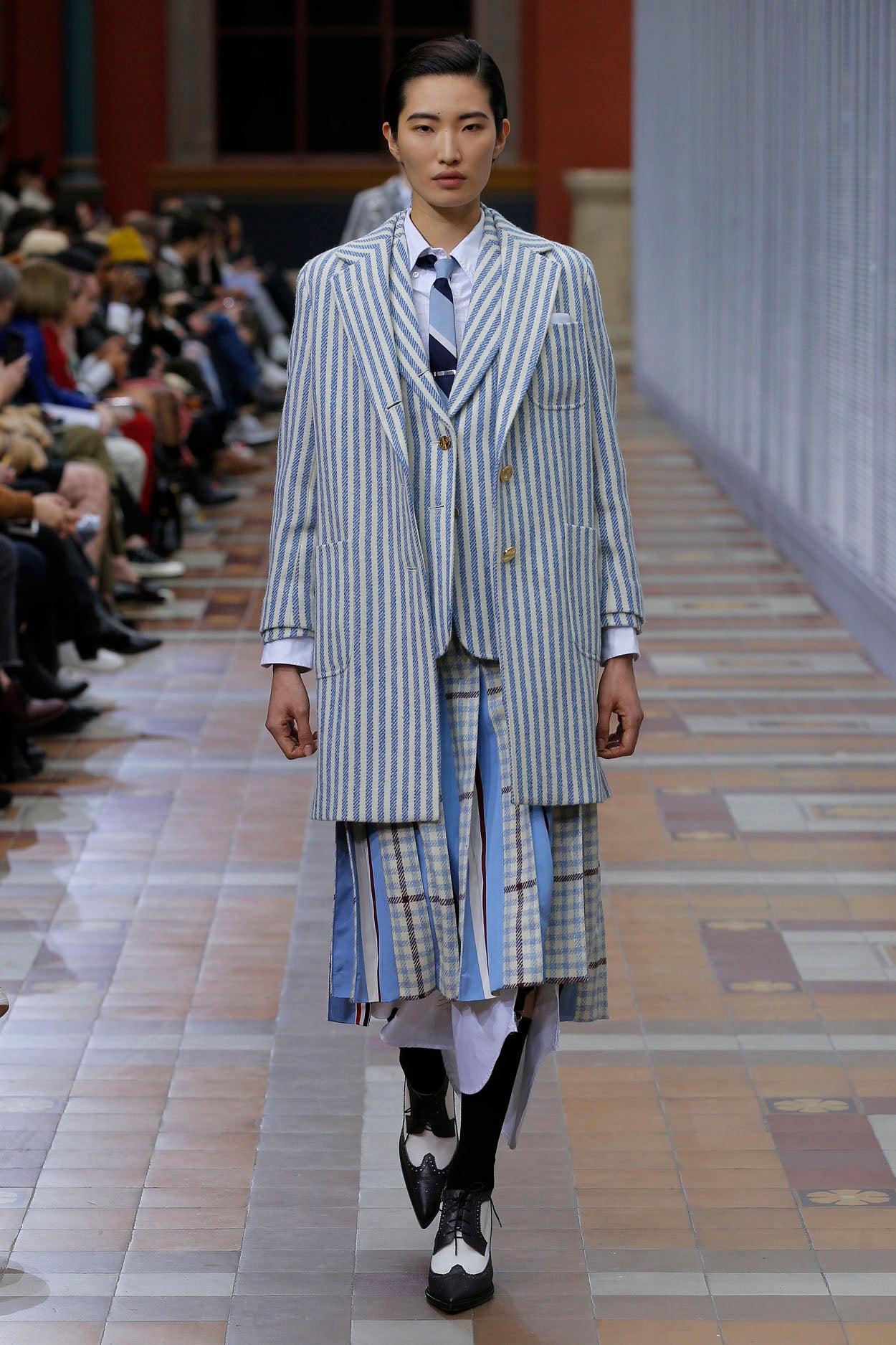 WOMENS FW 2019 RUNWAY - LOOK 45
