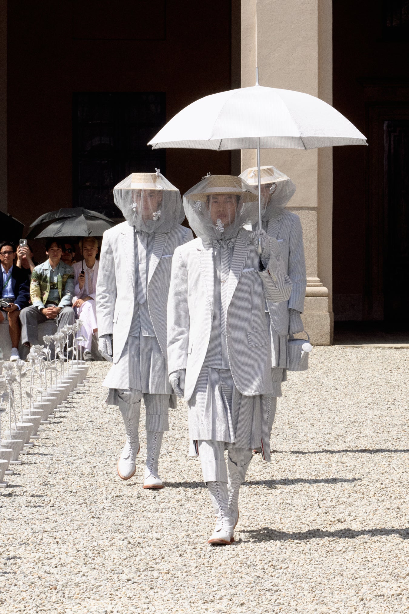 SPRING 2027 RUNWAY - LOOK 1