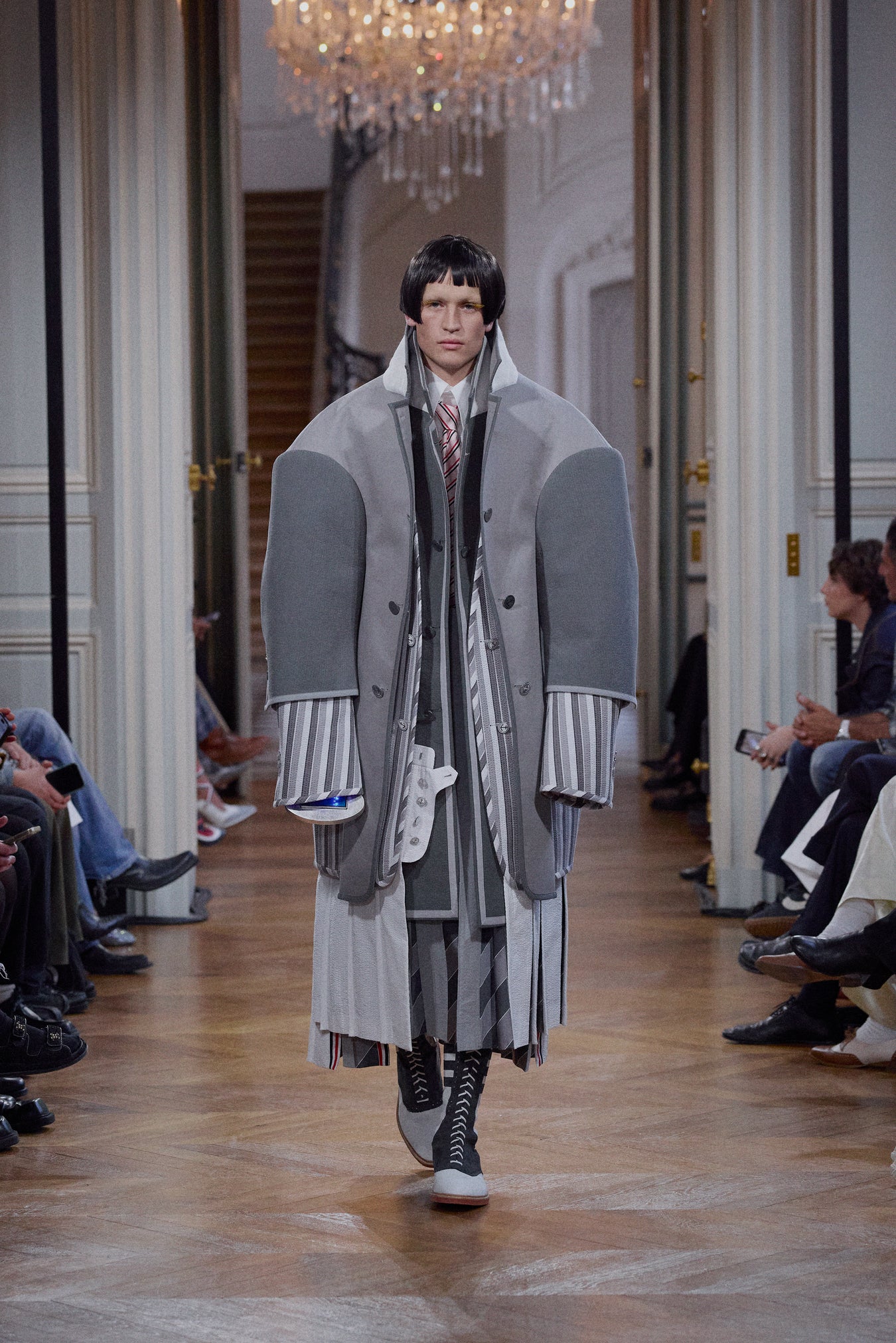 SPRING 2026 RUNWAY - LOOK 32