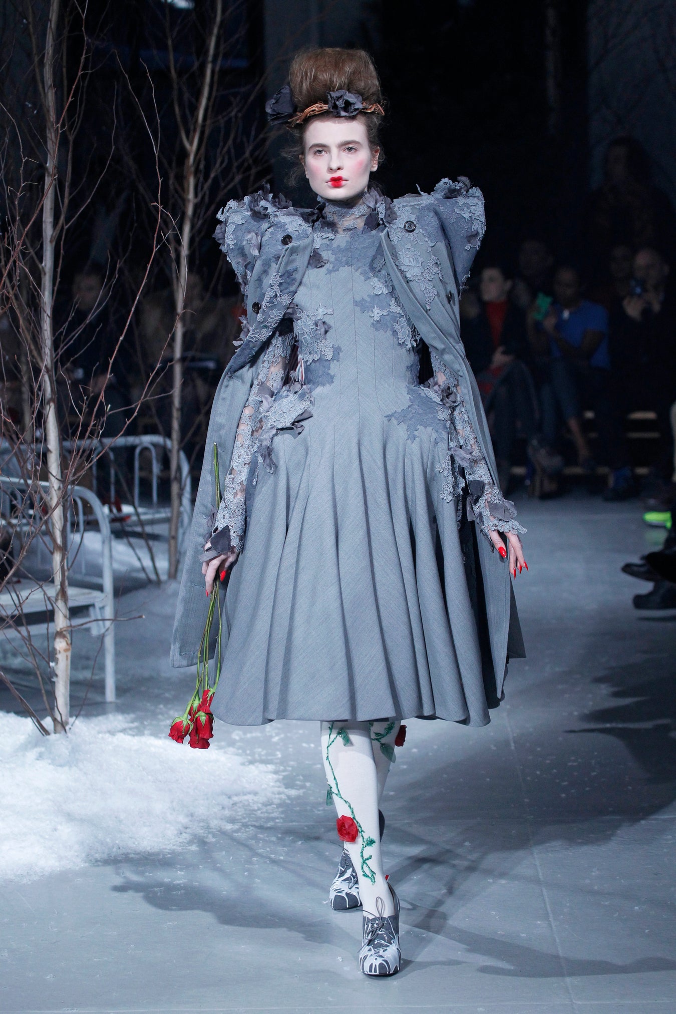 2013 秋冬 ウィメンズ ランウェイ - LOOK 1