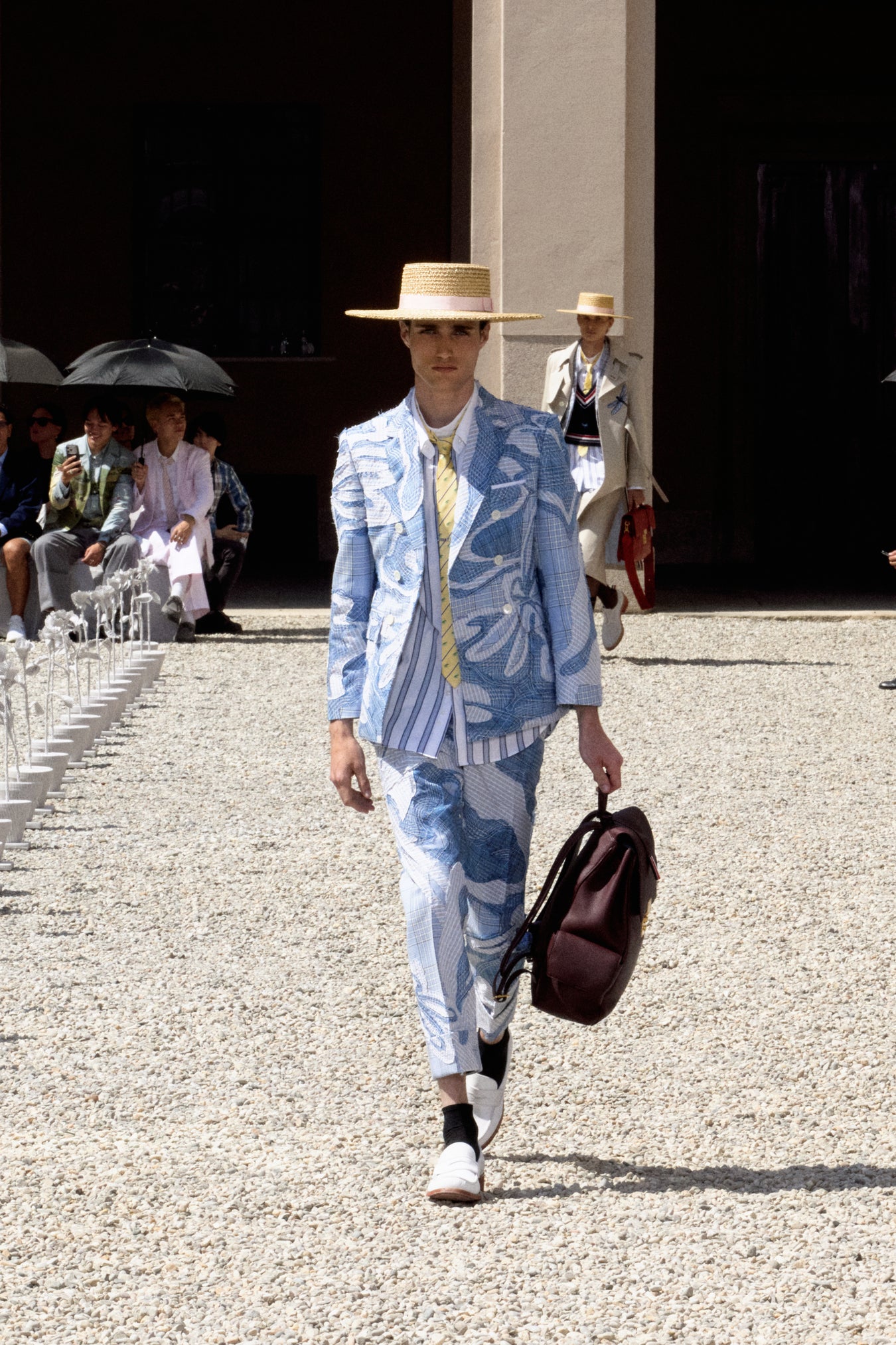 SPRING 2027 RUNWAY - LOOK 18