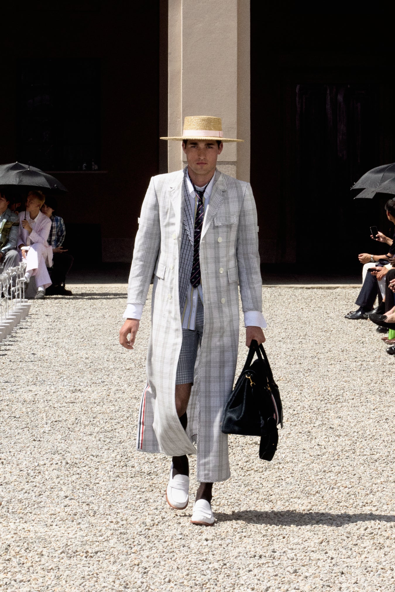 SPRING 2027 RUNWAY - LOOK 32