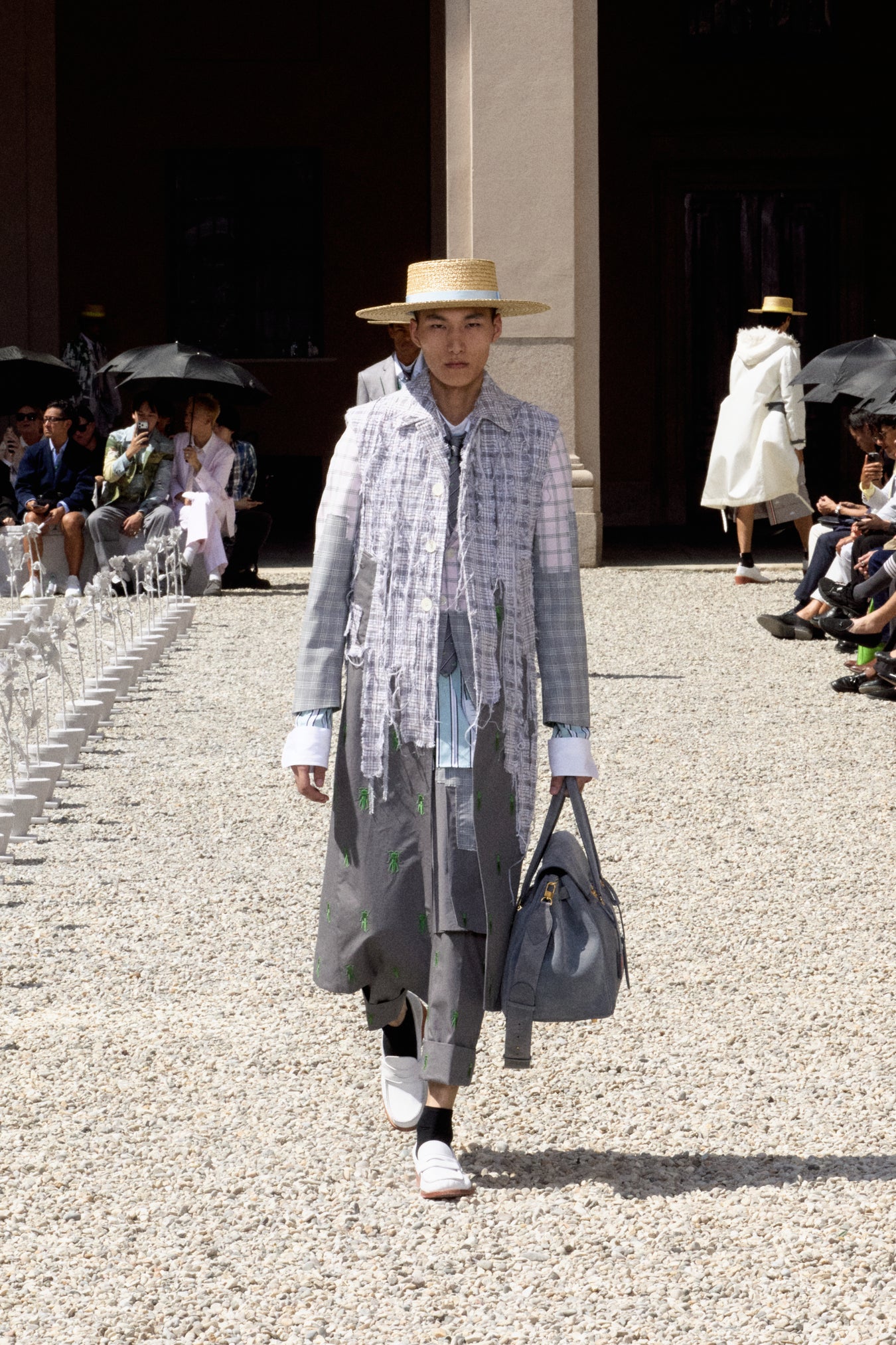 SPRING 2027 RUNWAY - LOOK 34