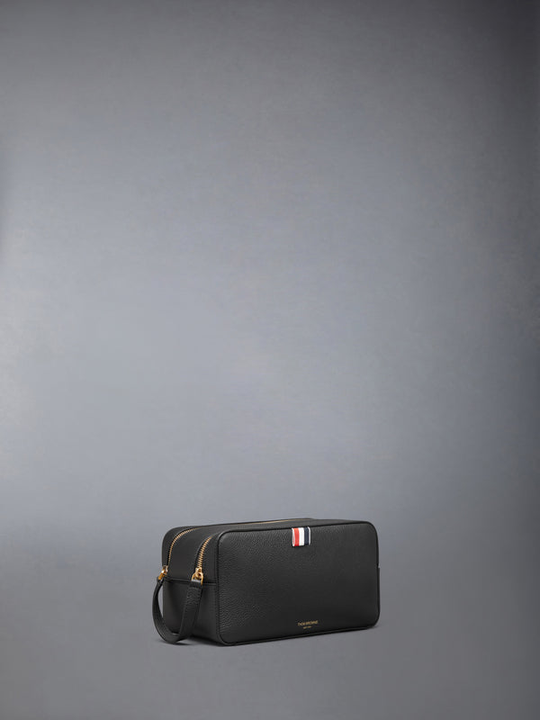 WASH BAG IN SOFT PEBBLE GRAIN LEATHER - image 2