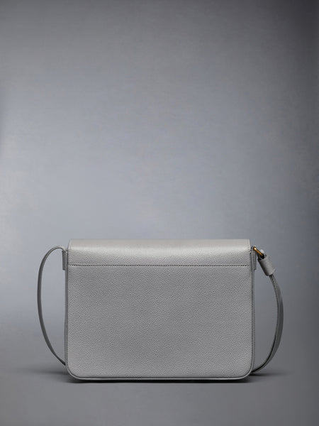PEBBLE GRAIN REPORTER BAG LT GREY