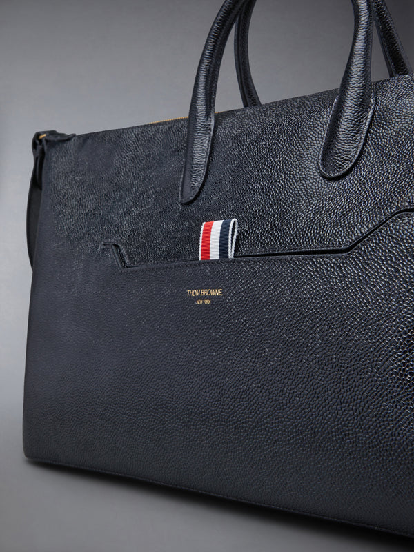 SOFT PEBBLE GRAIN MEDIUM DUFFLE - image 6