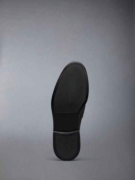 PEBBLE GRAIN RUBBER SOLE PENNY LOAFER BLACK