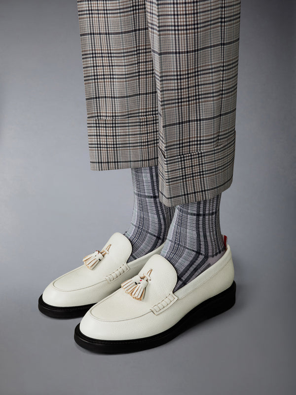 PEBBLE GRAIN RWB RUBBER SOLE TASSEL LOAFER - image 4