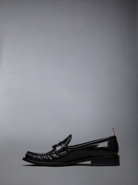 SOFT SPAZZOLATO LEATHER SOLE PLEATED VARSITY LOAFER BLACK