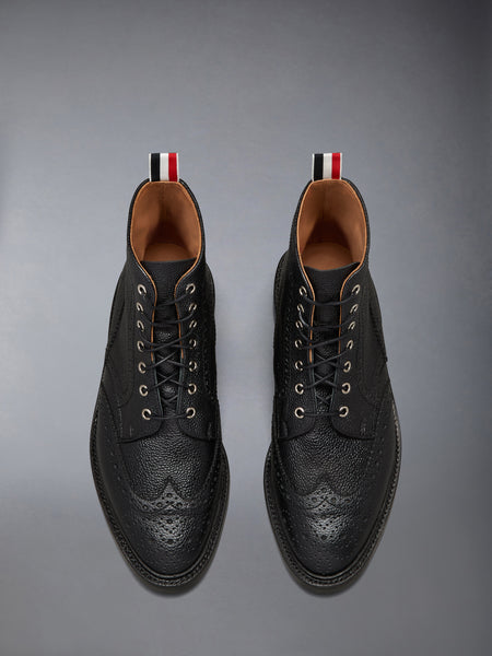 PEBBLE GRAIN LEATHER SOLE WINGTIP BOOT BLACK