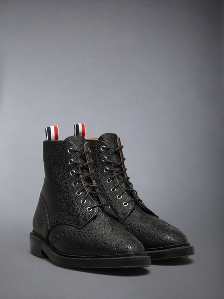 PEBBLE GRAIN LEATHER SOLE WINGTIP BOOT BLACK