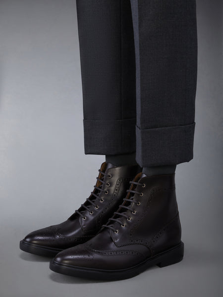 PEBBLE GRAIN LEATHER SOLE WINGTIP BOOT BROWN