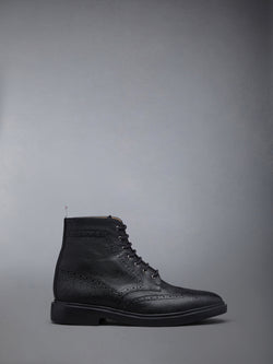 PEBBLE GRAIN RUBBER SOLE WINGTIP BOOT
