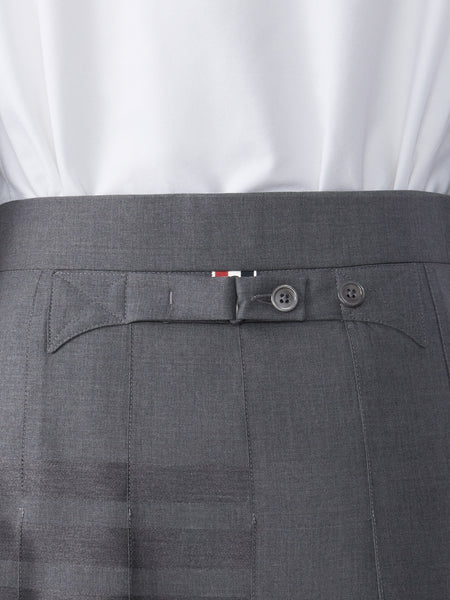 PLAIN WEAVE 4-BAR BACKSTRAP PLEATED SKIRT DARK GREY