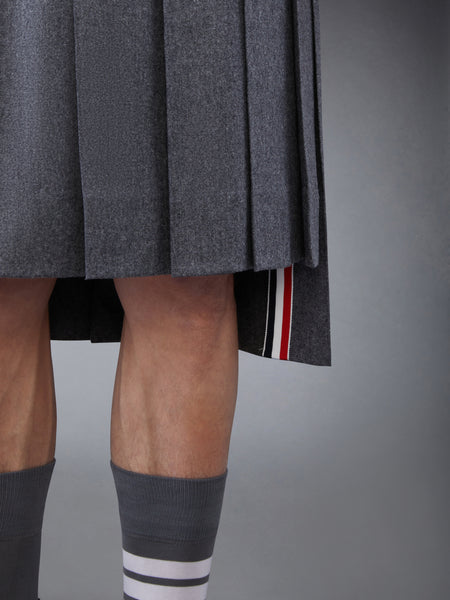 FLANNEL 4-BAR BACKSTRAP PLEATED SKIRT MED GREY