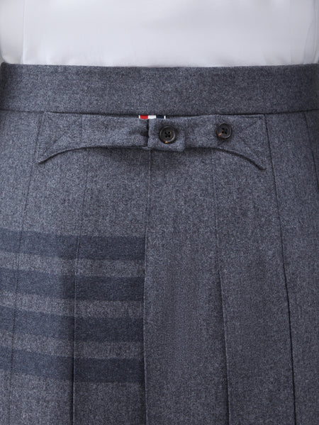 FLANNEL 4-BAR BACKSTRAP PLEATED SKIRT MED GREY