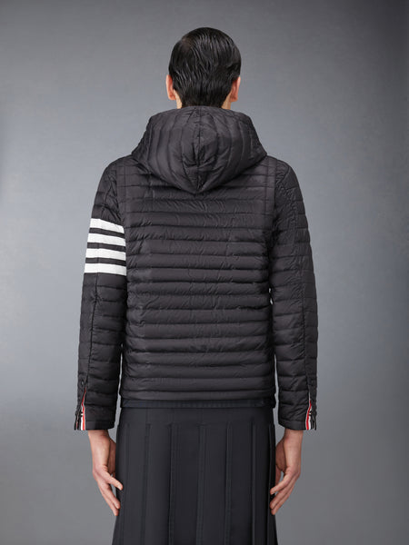 MATTE NYLON  4-BAR DOWN FILLED QUILTED JACKET BLACK