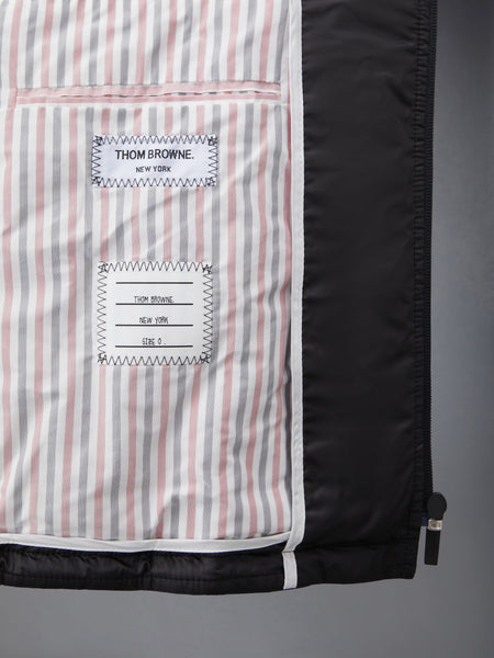 MATTE NYLON  4-BAR DOWN FILLED QUILTED JACKET BLACK