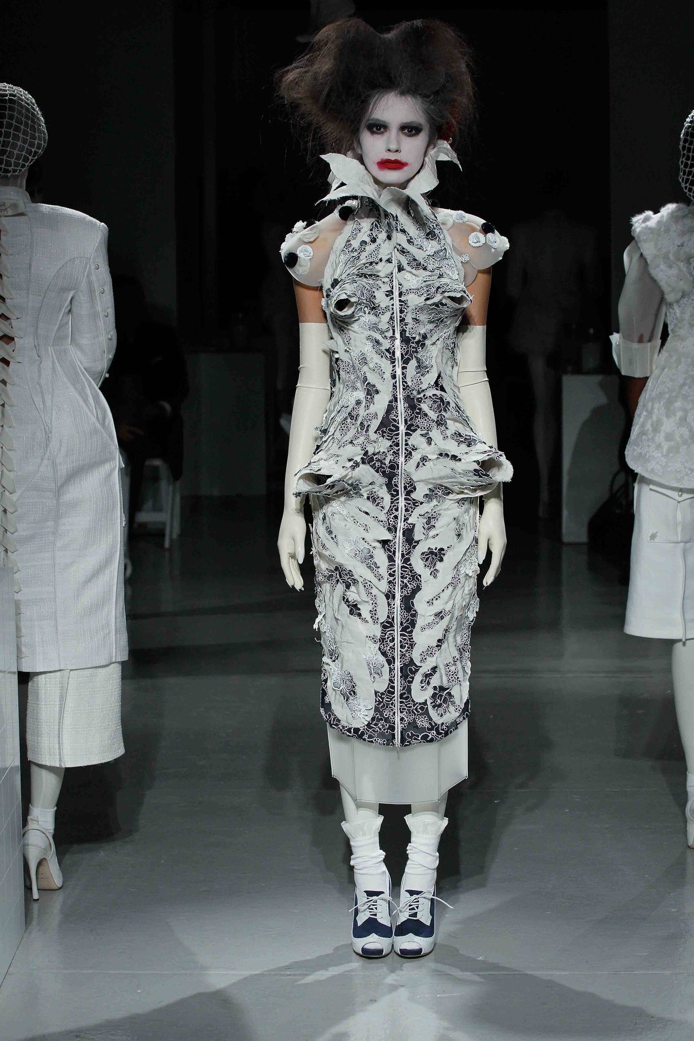 WOMENS SS14 RUNWAY - LOOK 24