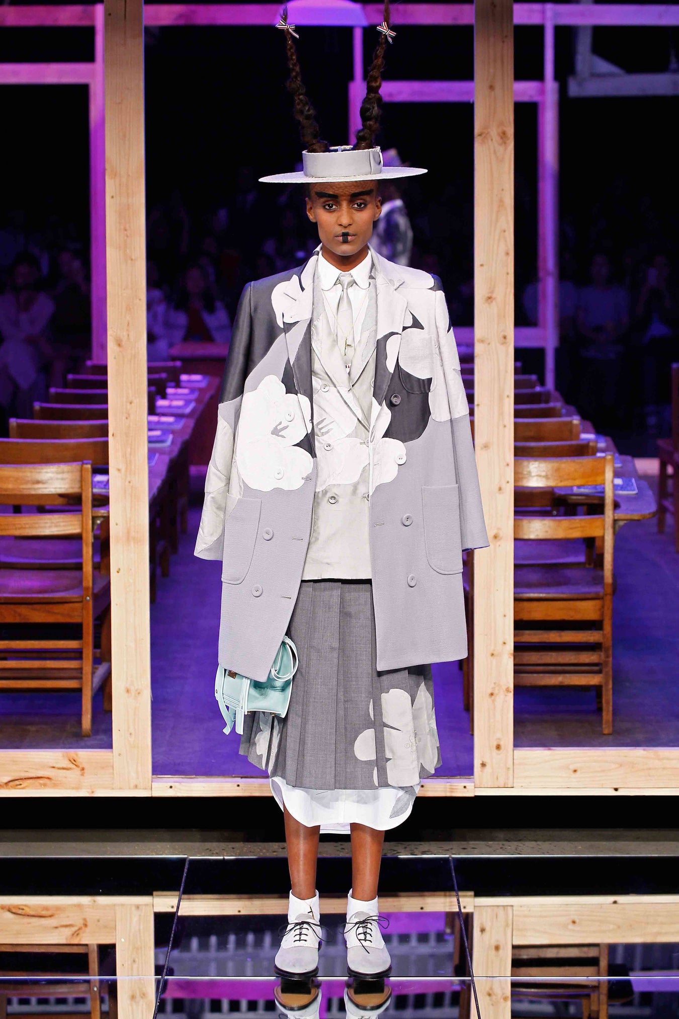 2016 春夏 ウィメンズ ランウェイ - LOOK 3