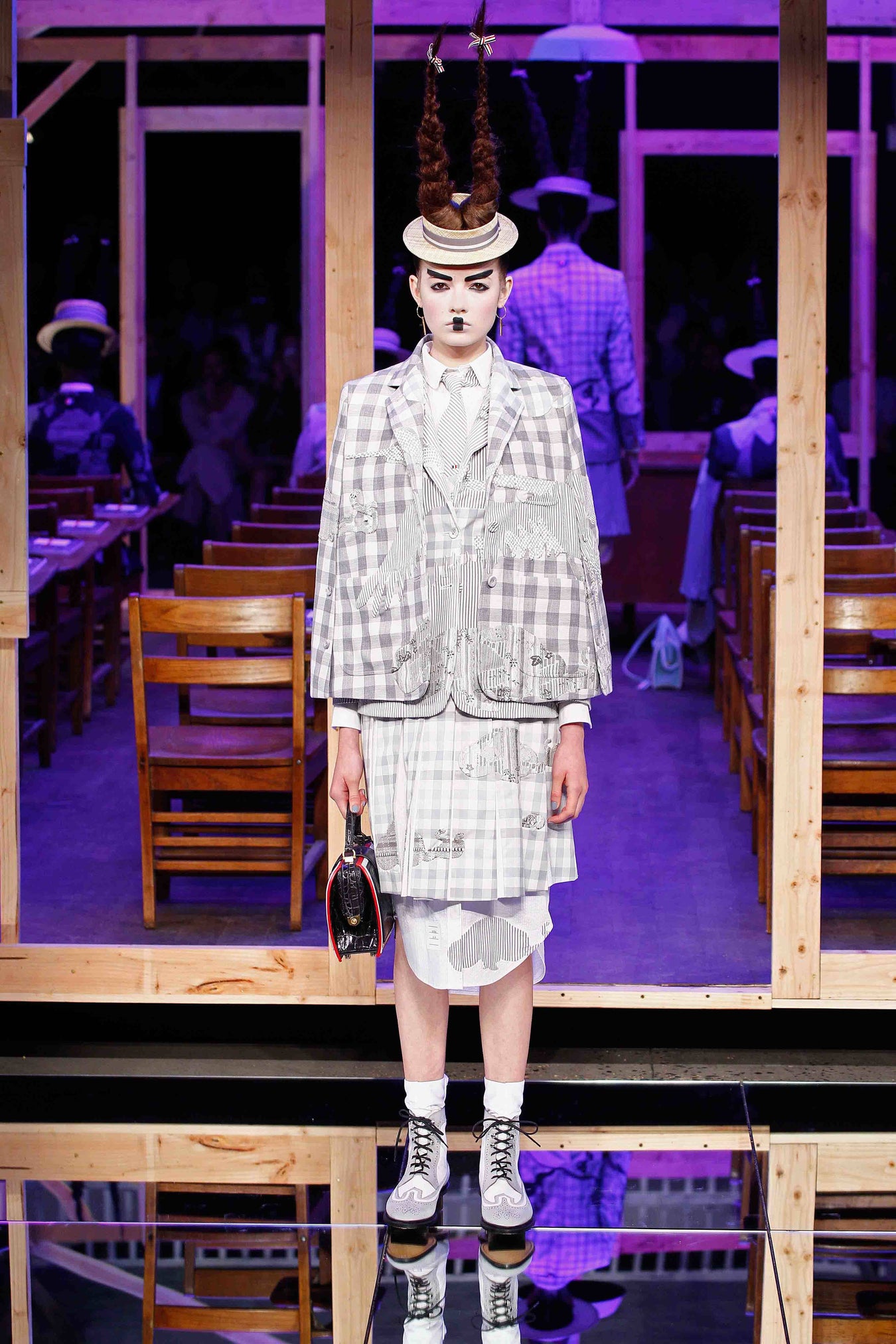 2016 春夏 ウィメンズ ランウェイ - LOOK 8