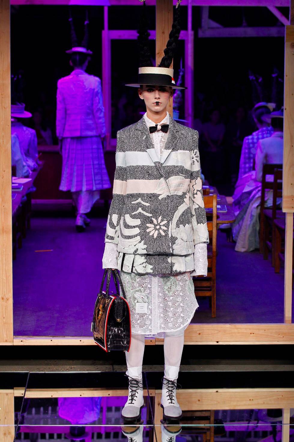 2016 春夏 ウィメンズ ランウェイ - LOOK 22