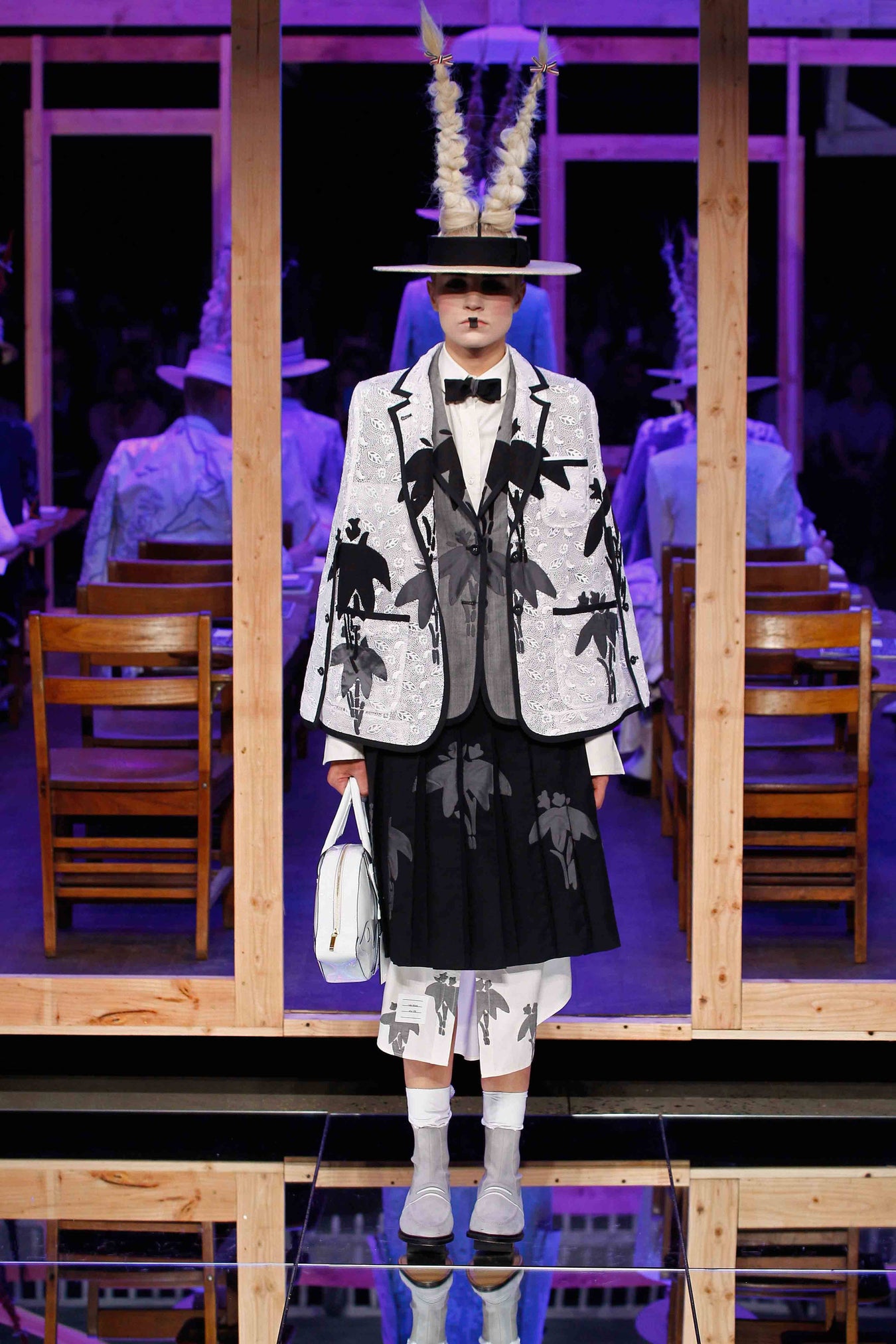 2016 春夏 ウィメンズ ランウェイ - LOOK 23