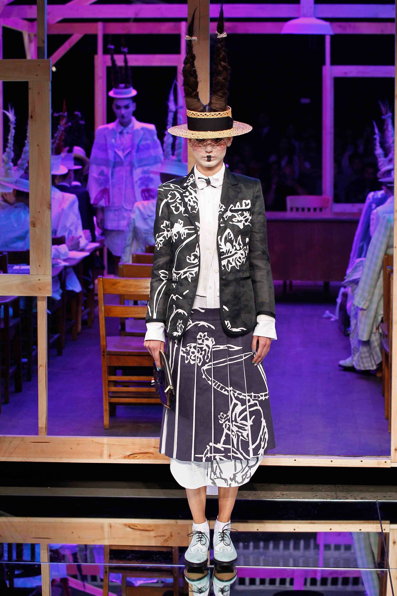 2016 春夏 ウィメンズ ランウェイ - LOOK 25