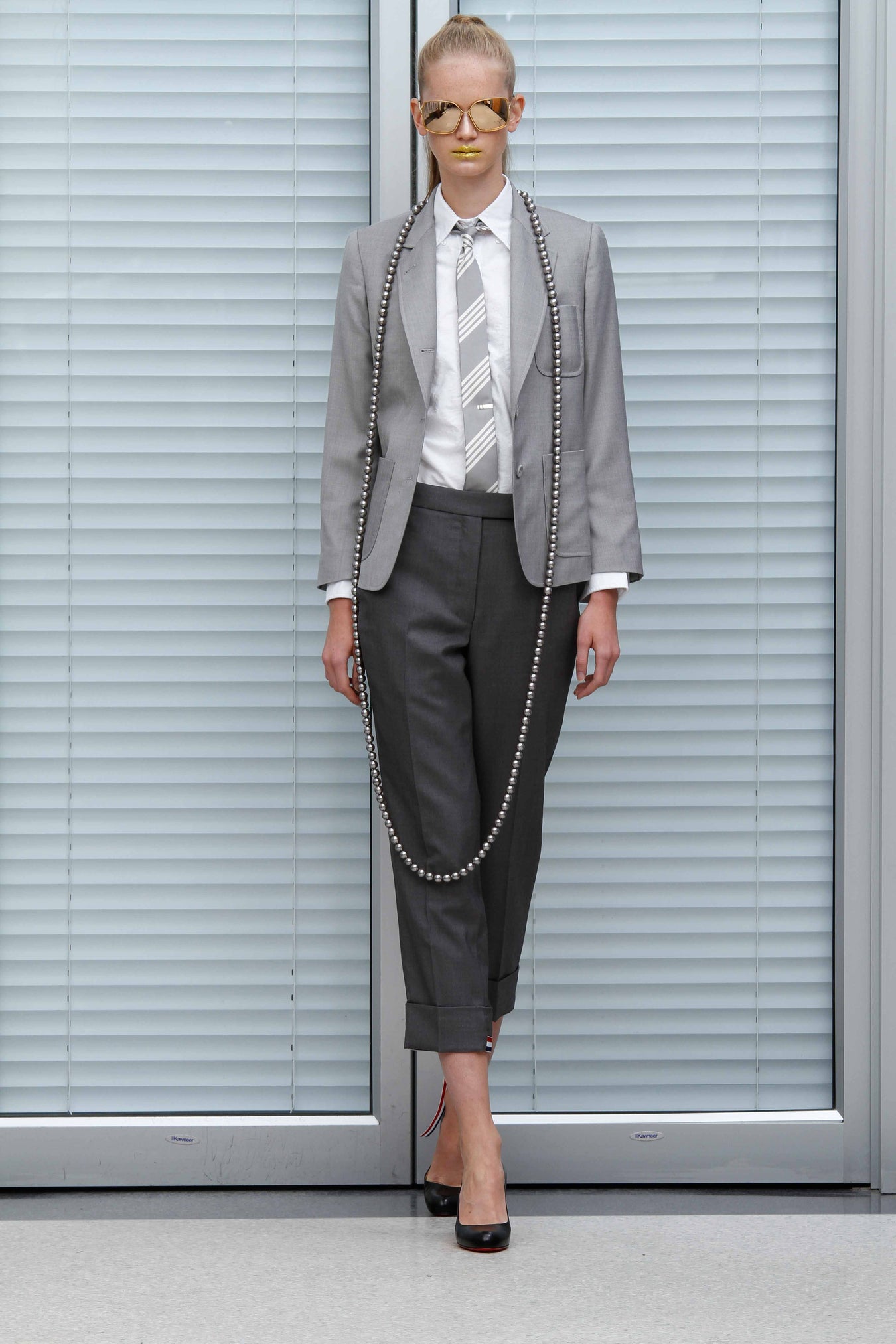 2011 春夏 ウィメンズ ランウェイ - LOOK 1