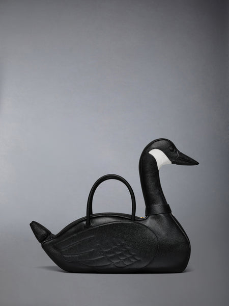 PEBBLE GRAIN GOOSE BAG BLACK