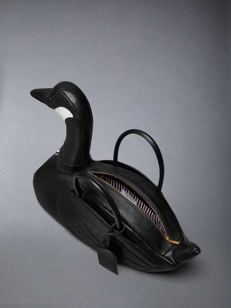 PEBBLE GRAIN GOOSE BAG BLACK
