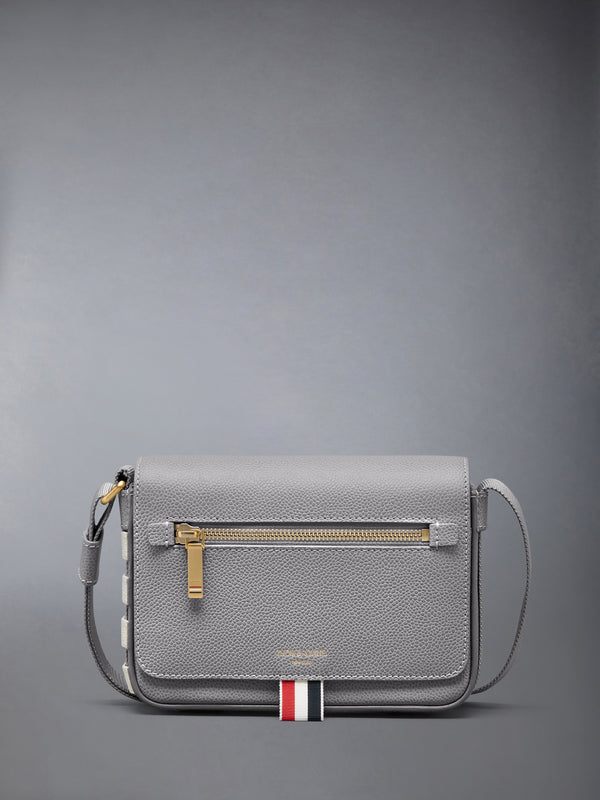 PEBBLE GRAIN 4-BAR SMALL REPORTER BAG - featured image