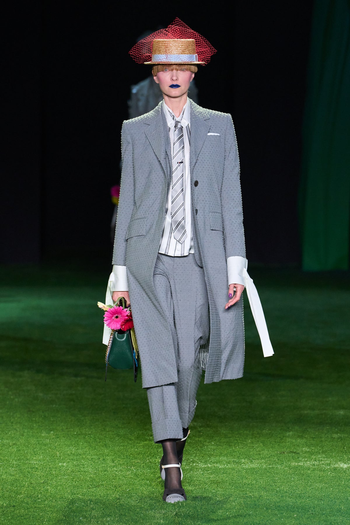WOMENS SPRING 2027 RUNWAY - LOOK 1