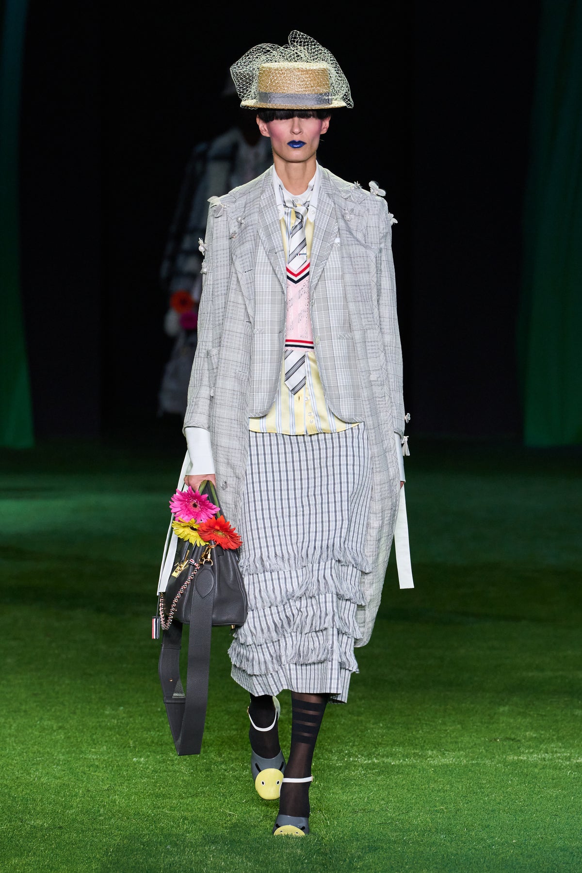 WOMENS SPRING 2027 RUNWAY - LOOK 2