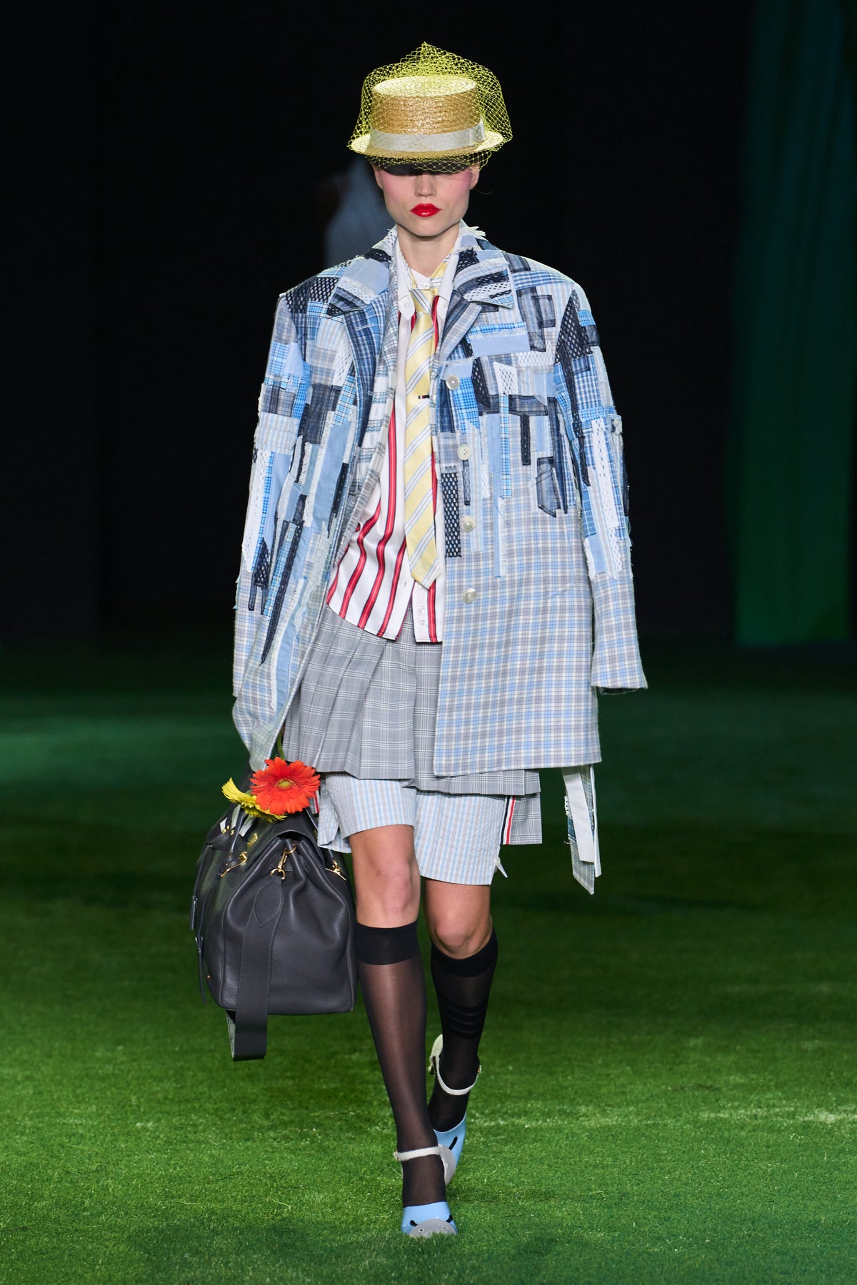 WOMENS SPRING 2027 RUNWAY - LOOK 8