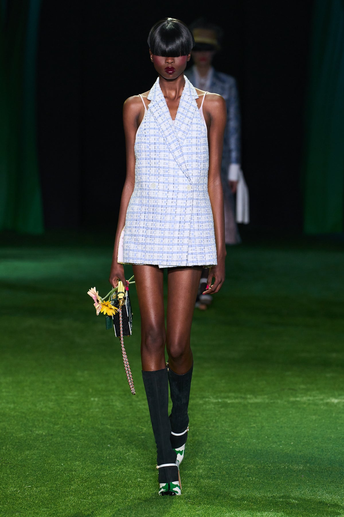 WOMENS SPRING 2027 RUNWAY - LOOK 9