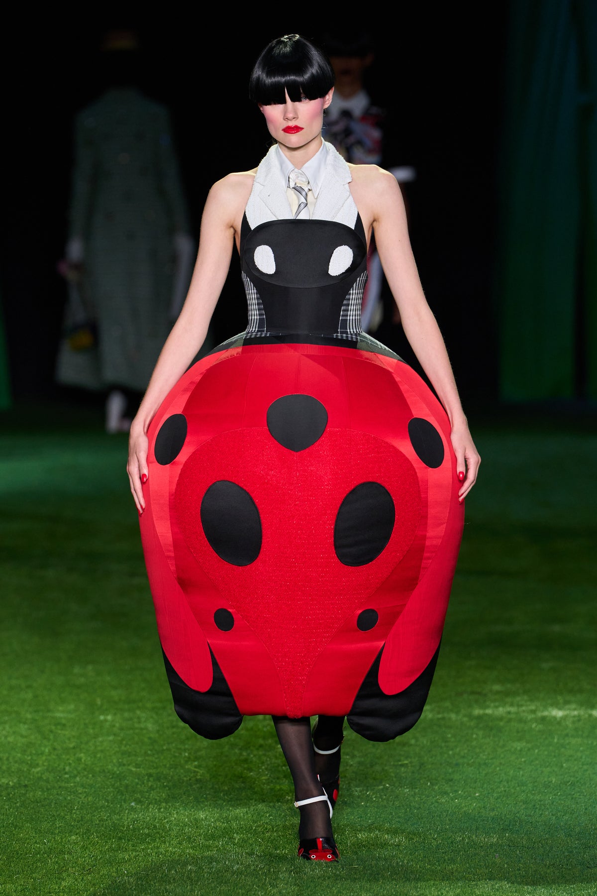 WOMENS SPRING 2027 RUNWAY - LOOK 29